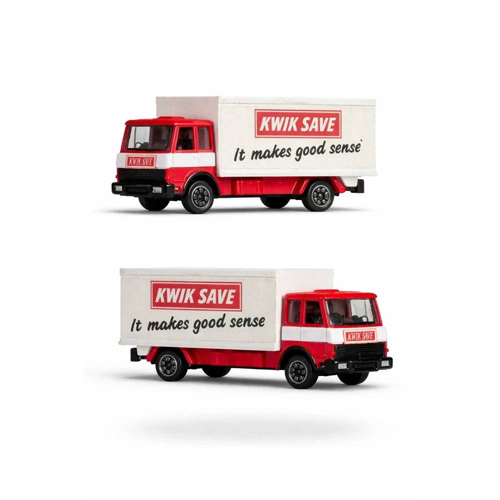 RARE Vintage Corgi Kwik Save‎ Delivery Box Truck Red White Diecast Opening Doors